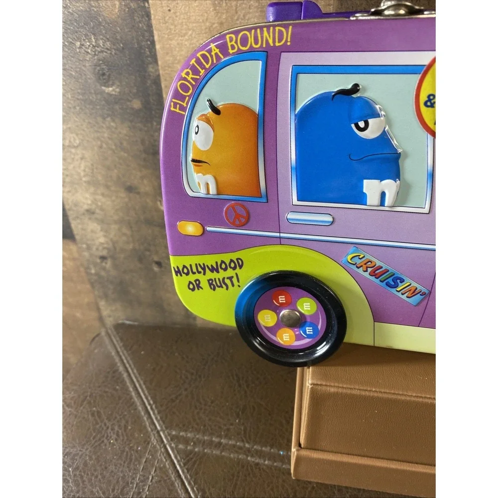Vintage‎ 2002 M&M's Road Trip Tin Lunch Box Van SUV - Purple w/ Moving Wheels